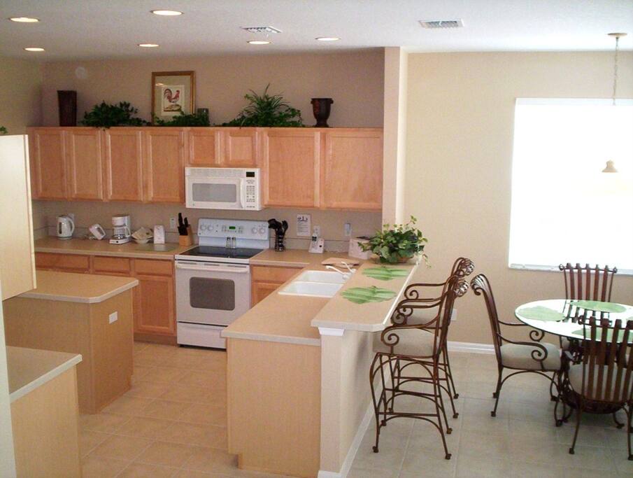 Microwave,Oven,Chair,Furniture,Indoors