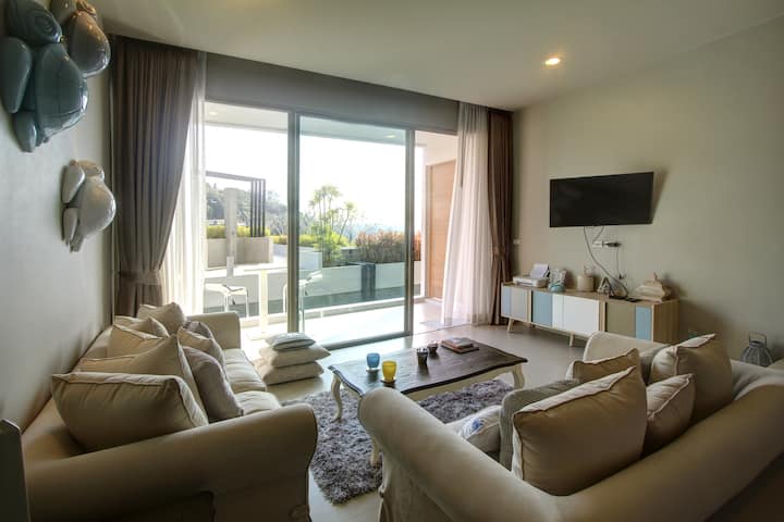 Luxury Apartment With Pool Access - Thailand