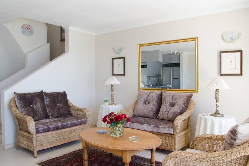 2nd Floor Lounge