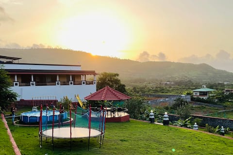 Mountain Villa in Lonavala with Inifinity Pool
