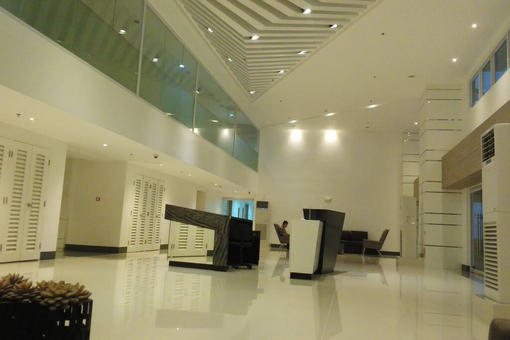 Cozy 8F lobby with couches and free wifi internet