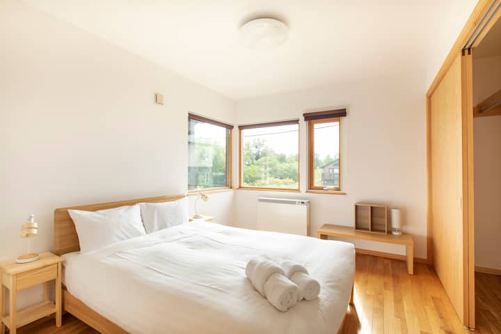 Спалня 2F 1 x двойно легло