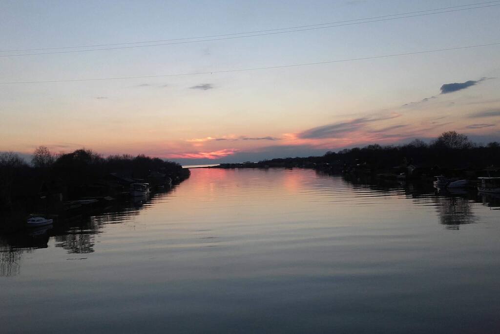 10 meters to river bojana