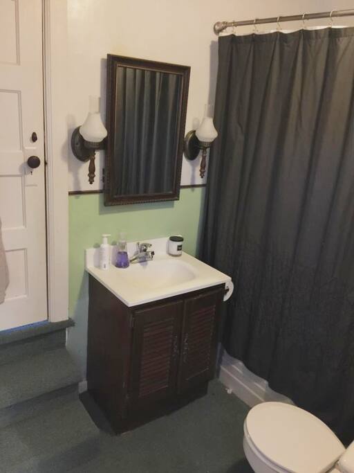 Bathroom: Shared