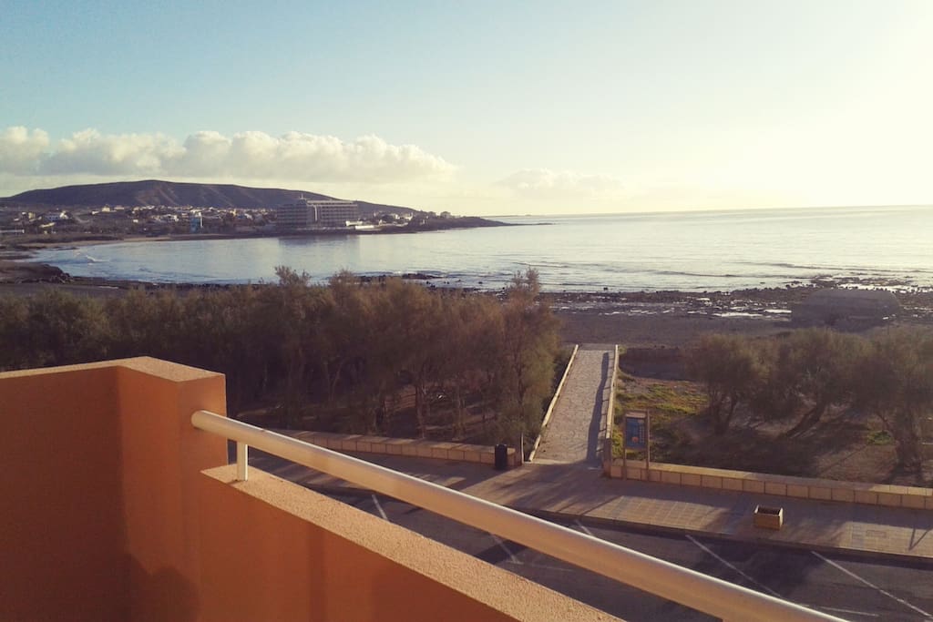 Vista desde terraza a la playa de El Cabezo