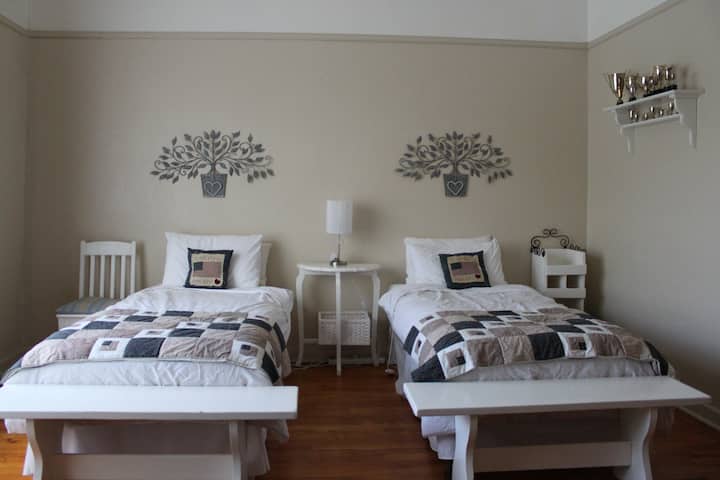 The White Room: The girls' favourite