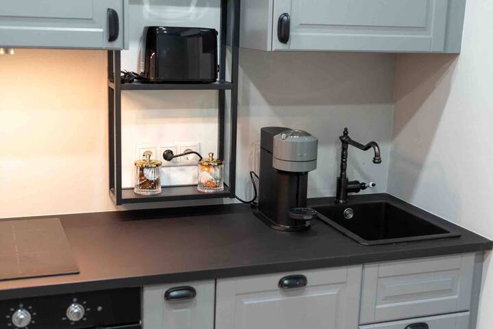 *****Designer 2 BDR in the 18th gallery image 5