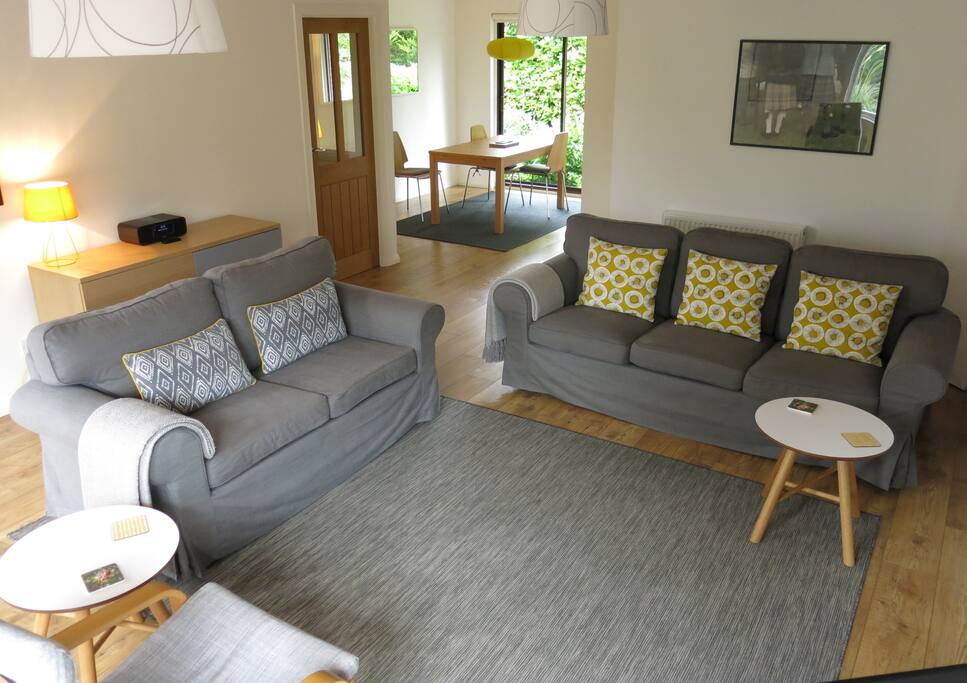 SpaciousLounge