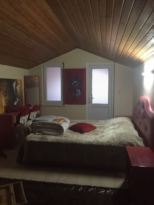 Bedroom Bed 2