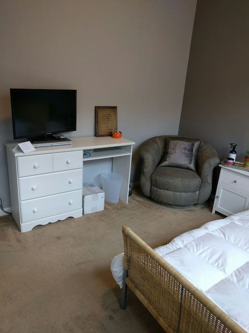 The tv is DVD ready and we have cables to hook up a laptop.