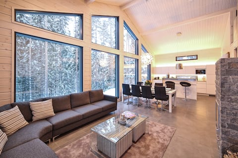 Villa Borealis luxury chalet for 13