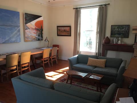 Successful Airbnb property: Historic Downtown District in Athens