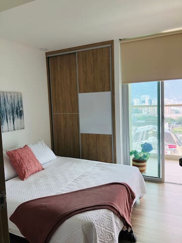 Private room with 1 bedrooms in Ibague - Habitación  confortable con su baño privado 🛀