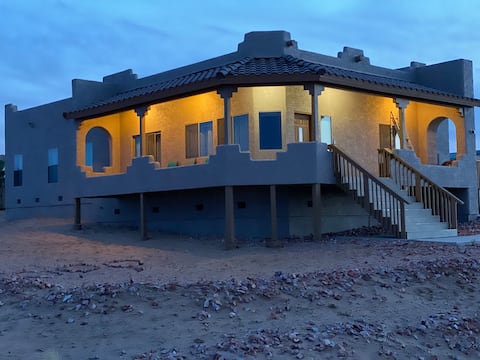 Powell Paradise!  Wonderful lake view home!