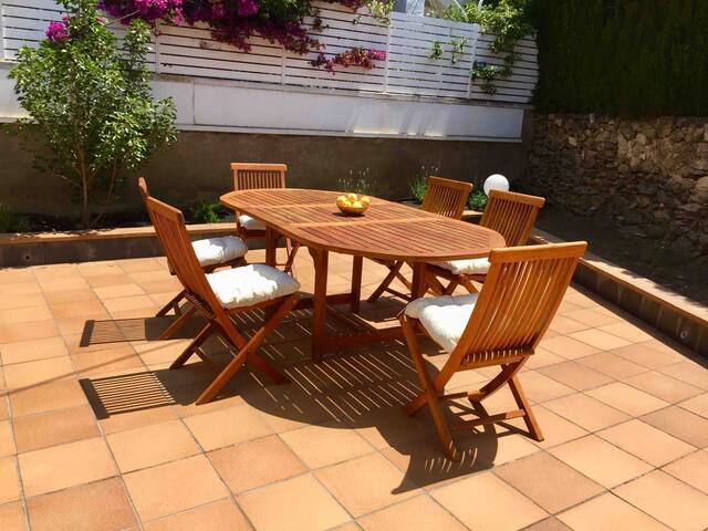 VILLA F – Piscina privada – Barbacoa gallery image 5