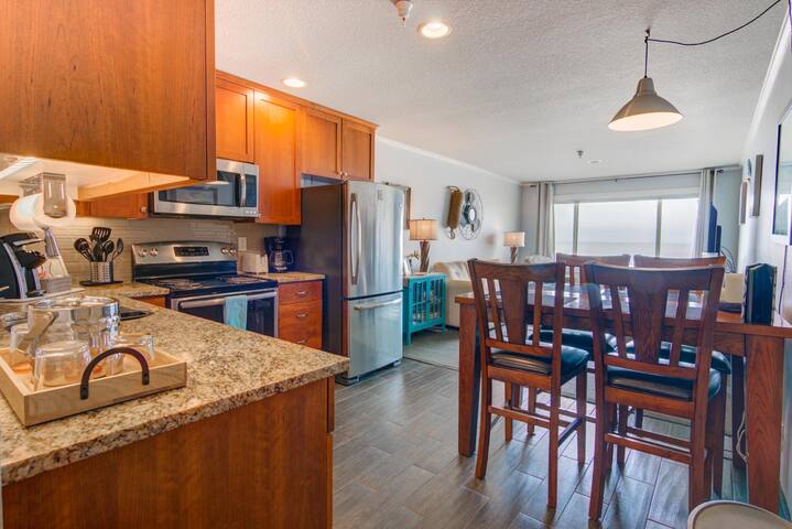 Seas The Day @ SeaGypsy #302