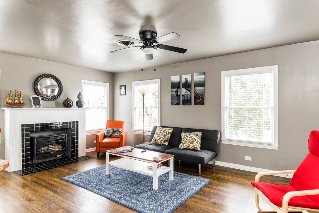 Living room with futon