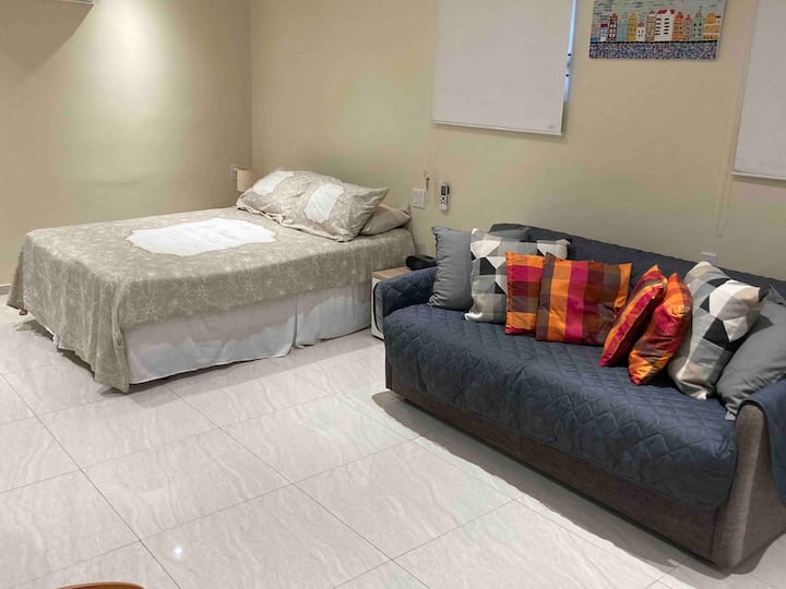 Cozy Centrally Located Air-conditioned Studio - Curaçao
