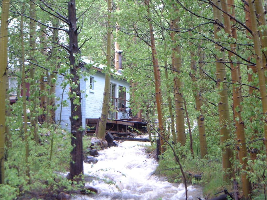 Cabin on Hilton Creek Cabins for Rent in Crowley Lake, California