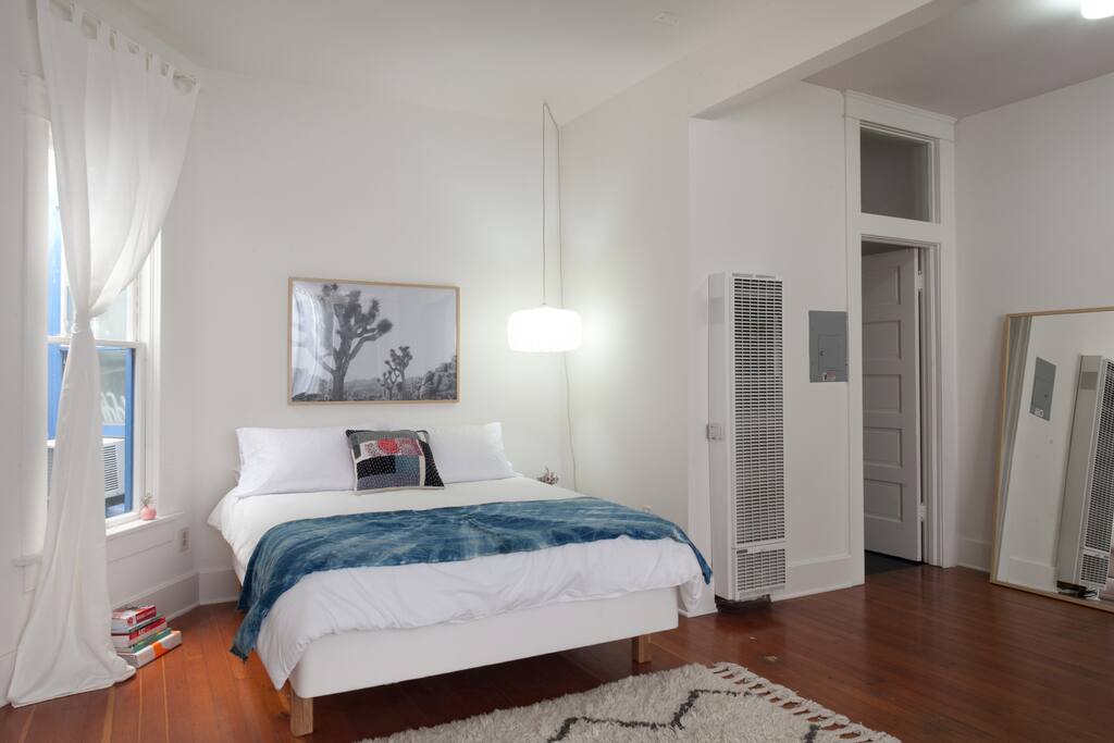 Studio in the heart of Little Italy Apartments for Rent in San Diego