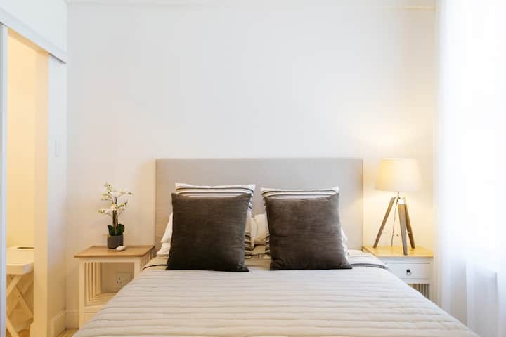 საძინებელი 1