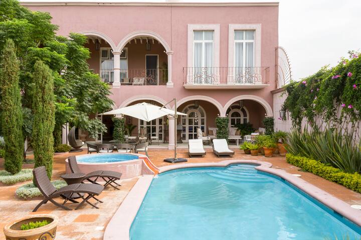 Airbnb Alcocer Vacation Rentals Places To Stay