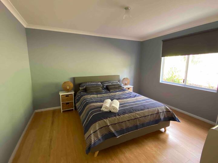 საძინებელი 1