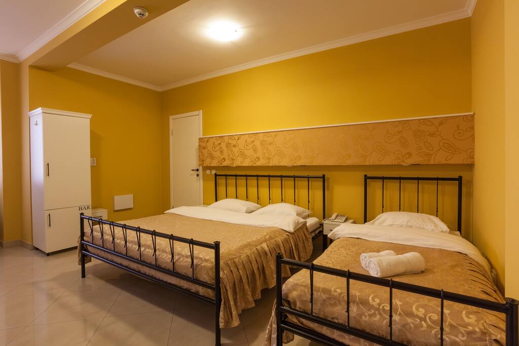 Triple room