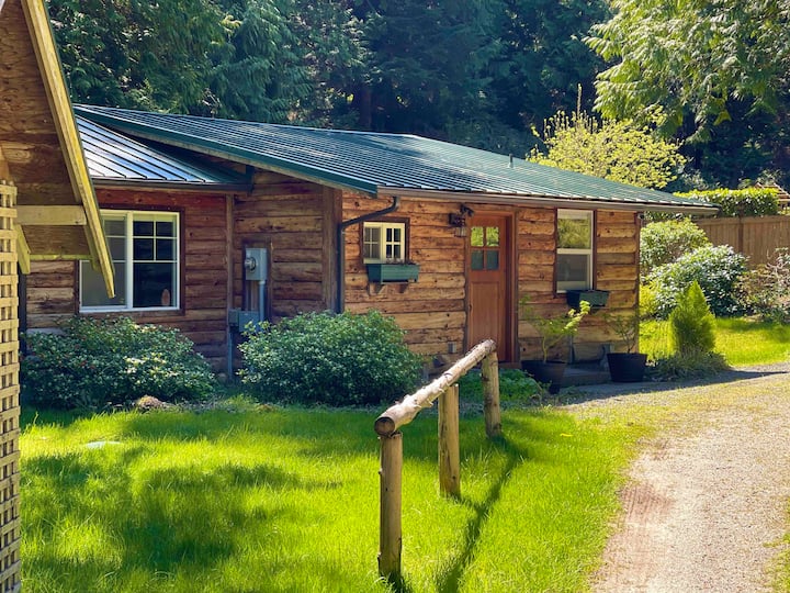 Whidbey Barred Owl Cabin Langley Cabins for Rent in Langley