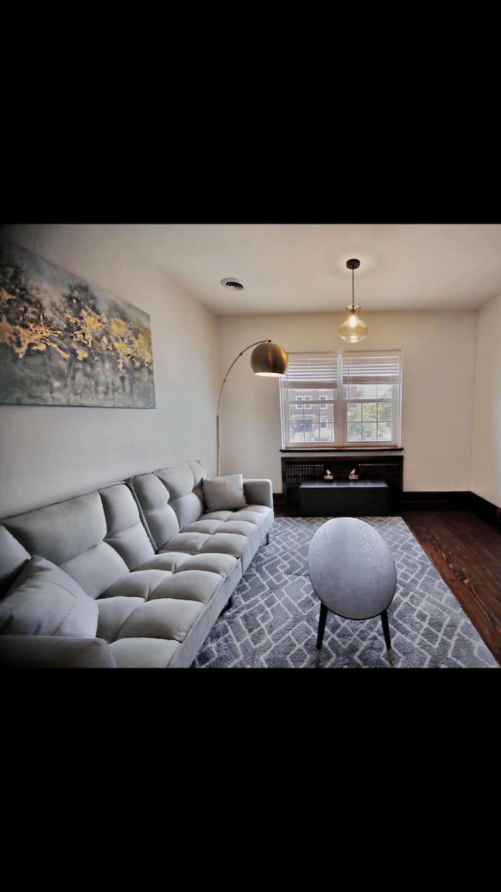 Pineville's Only Elite Inn: Luxe Stay