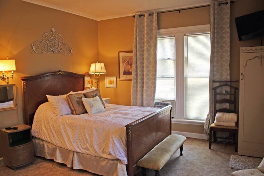Beautiful Antique Bed