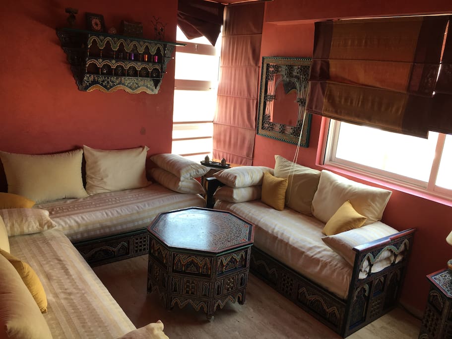 Additional Salon