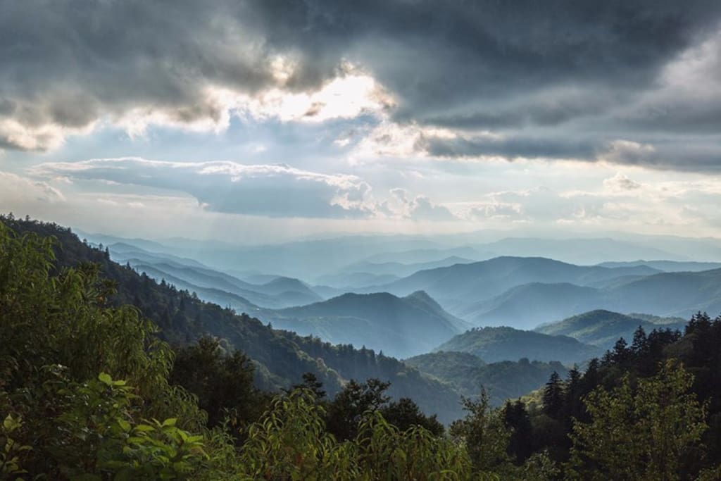 only minutes to the beautiful blue ridge parkway