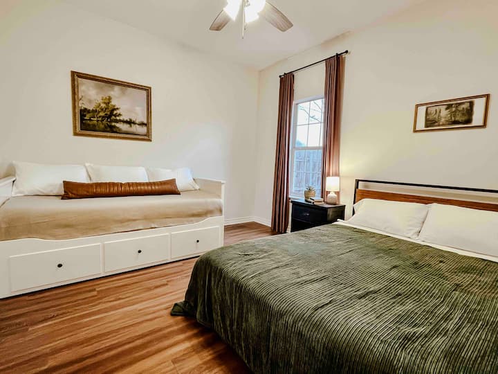 Trundle bed and queen bed. 