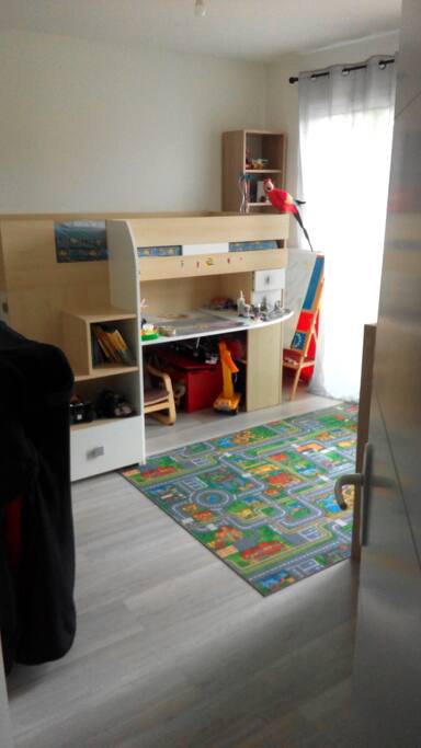 Chambre lit combi 90*200 déco enfant