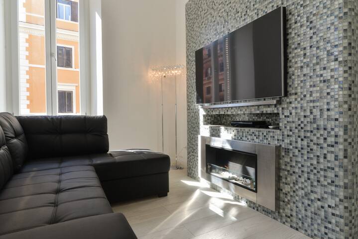 Luxury Apt 3 Bedrooms 4 Bathrooms gallery image 5