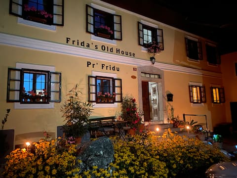 Popular Airbnb listing: Frida's Old House- Studio 1 in Bled