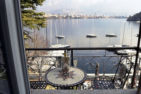 COMO LAKE HOLIDAY APARTMENT - AMAZING LAKE VIEW