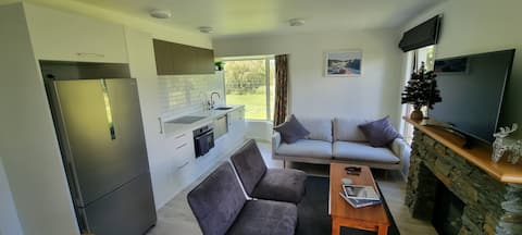 Top performing Airbnb: Remarkables Retreat Apartment in Frankton (Queenstown Lakes District)