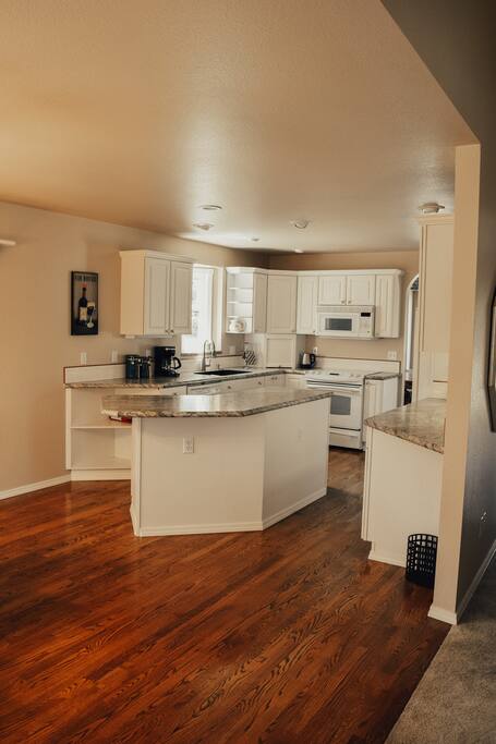 Sunny Kitchen