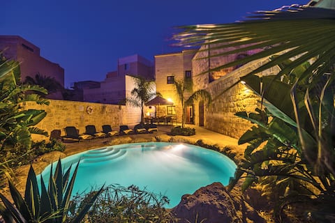 Villa Sky · Circular Pool · Countryside Views