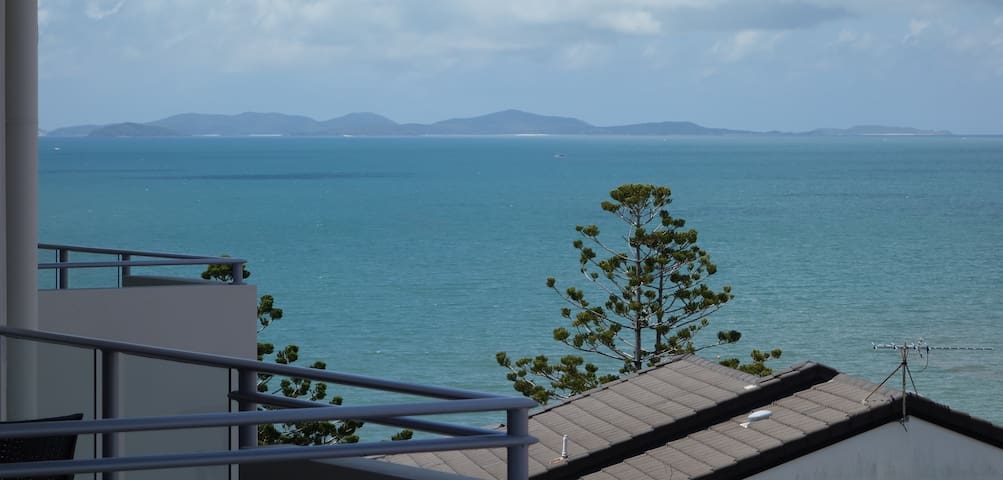 ☀ EXECUTIVE APARTMENT - YEPPOON CBD/BEACH ☀