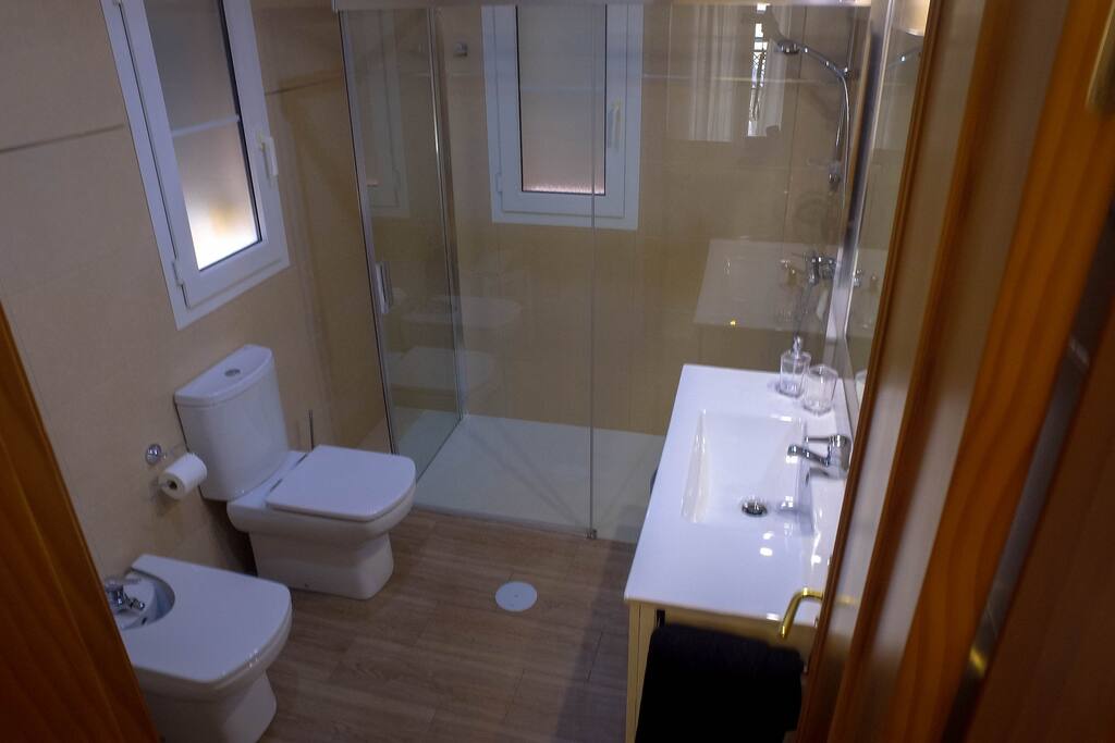 Baño del Dormitorio Principal