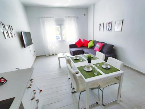 Top performing Airbnb: Voula Apartments - Apartment 1 in Περιφέρεια Κεντρικής Μακεδονίας