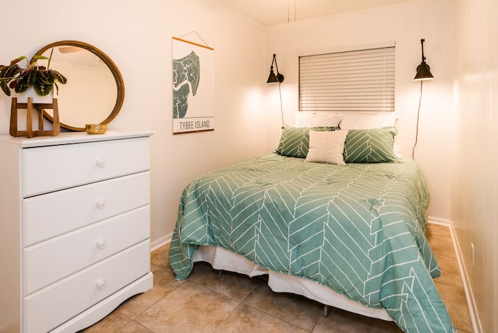 “Heather's Place" The Perfect Tybee Hygge Getaway.