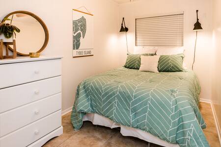 “Heather's Place" A Perfect Tybee Getaway!