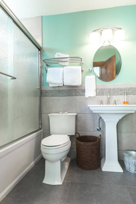 The River Wild Suite has a private bath with luxuorious linens and private atmosphere.