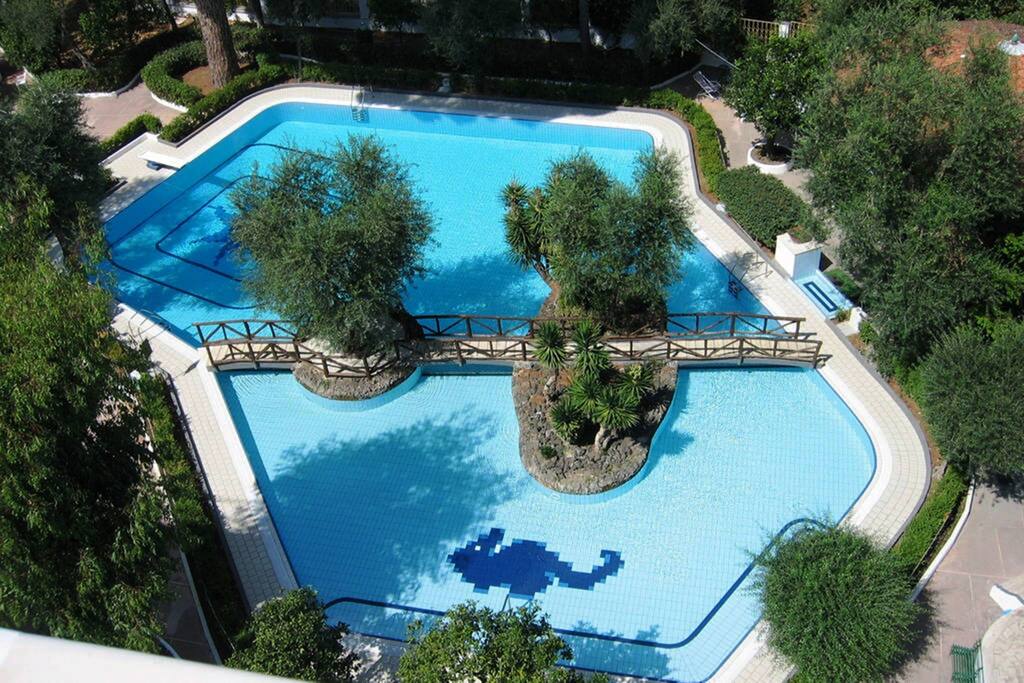 Piscina condominiale