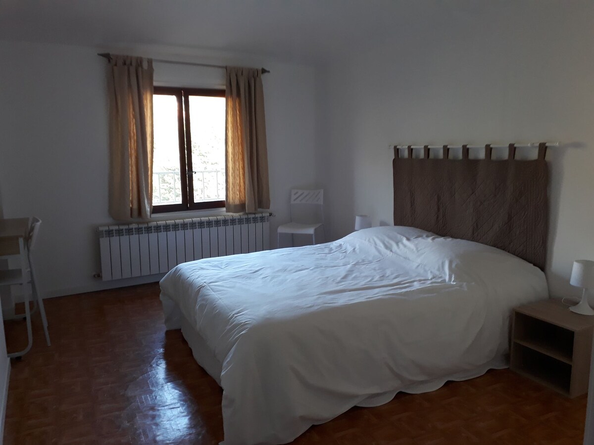 საძინებელი 2