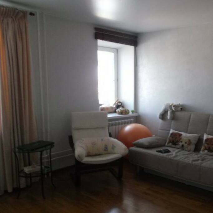 Main room with bed.